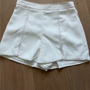 Elegant White Women's Skorts